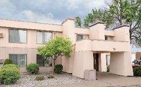 Days Inn By Wyndham St Cloud